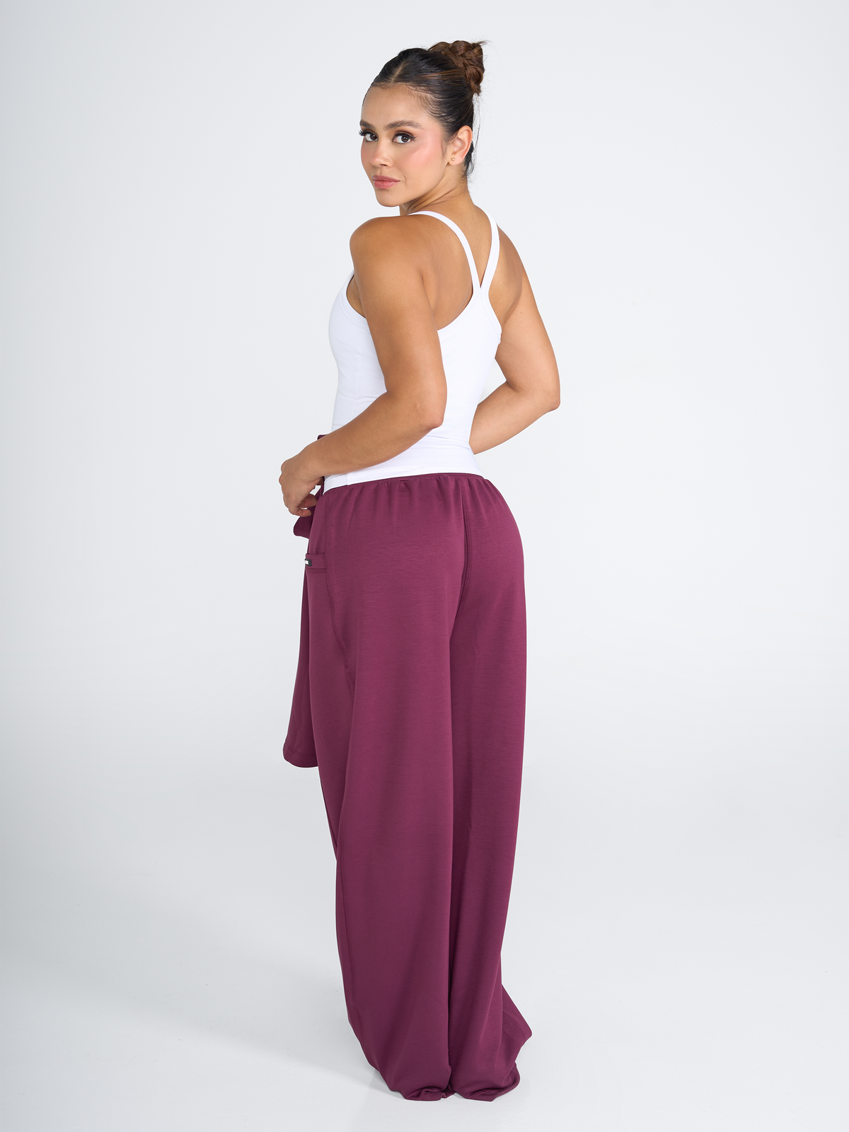 CROP TOP HALO | Escote en U y Espalda Cruzada – 8763