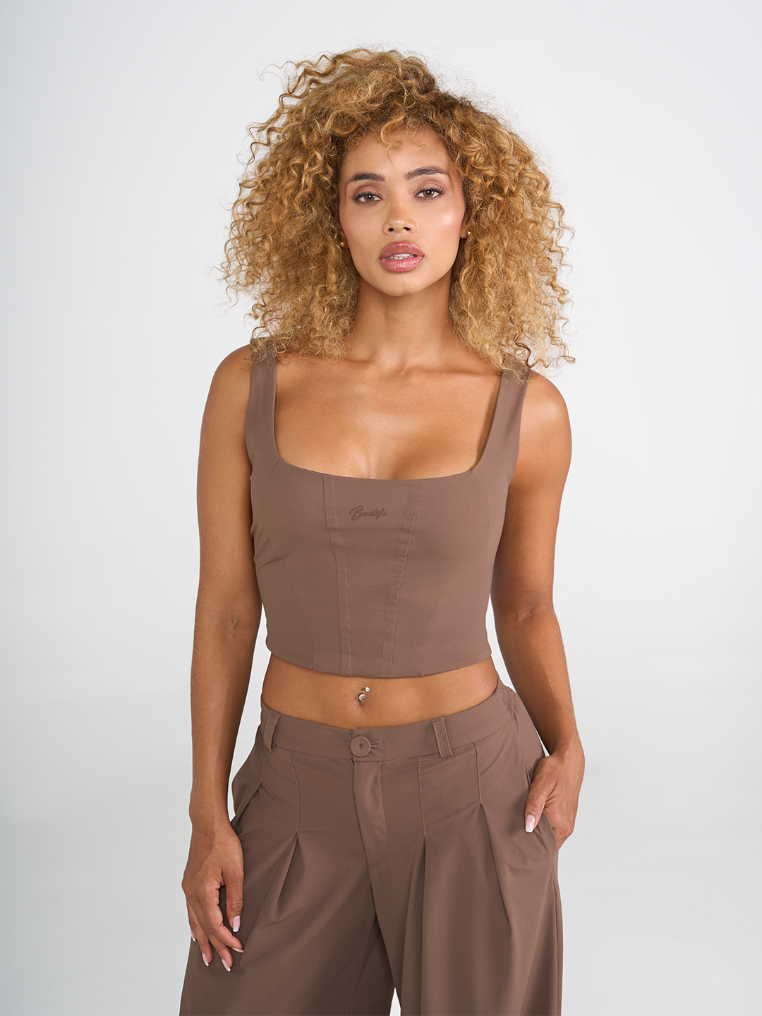 Conjunto Radiant Move – Crop Top + Pantalón